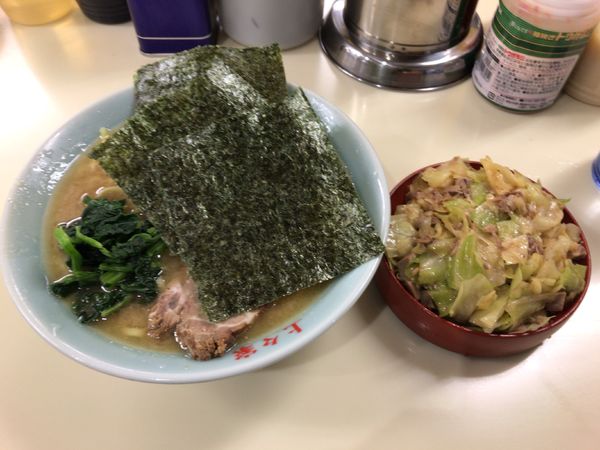 「ラーメン(味玉) キャべチャー」@横浜家系ラーメン 上々家 環八矢口店の写真