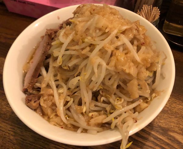「ラーメン300g  野菜普通　脂多め　麺固め　780円」@高木のぶぅの写真