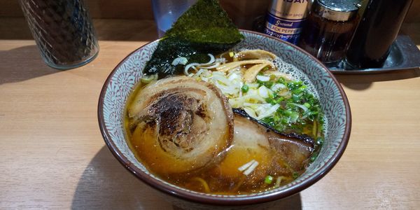 「あご煮干しそば」@麺や 虎ノ道の写真