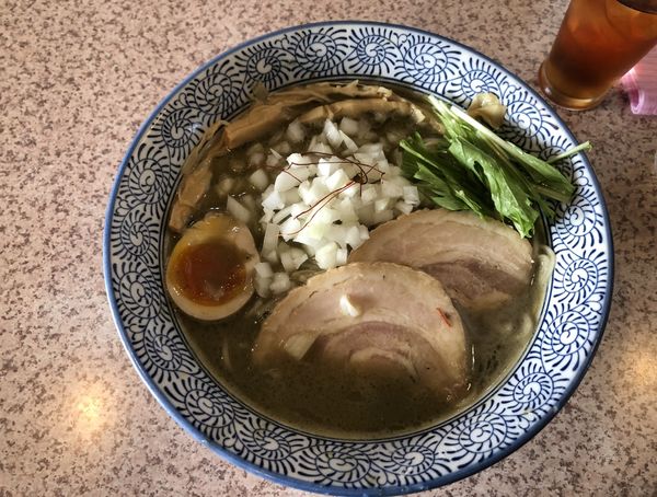 「【限定】煮干白湯中盛り」@麺処 かつ善の写真