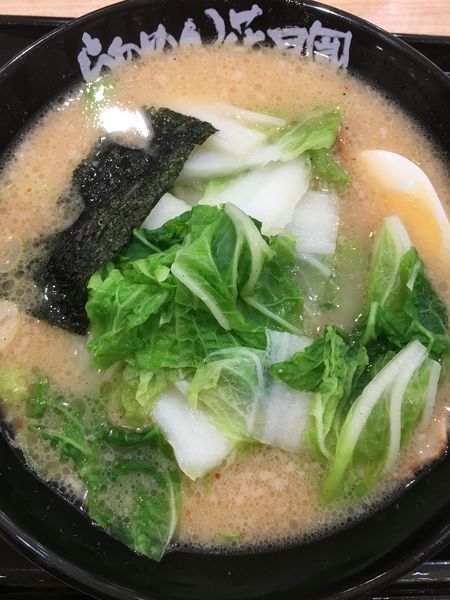 「嵐げんこつらあめん味噌720円＋白菜」@らあめん花月嵐 イトーヨーカドー三郷店の写真