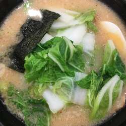 嵐げんこつらあめん味噌720円＋白菜