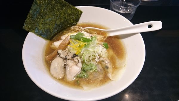 「【昼】牡蠣ラーメン」@Tonariの写真