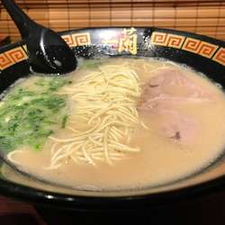 ラーメン¥890
