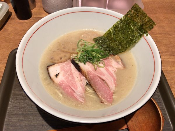 「濃厚魚介そば」@麺と心 7の写真