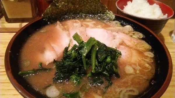 「ラーメン 800円＋ライス 100円」@秋葉原ラーメン わいずの写真