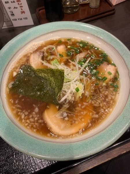 「ちゃーしゅーめん（醤油） 通常価格970円」@房州館山 にぼし味らーめん めん楽亭の写真