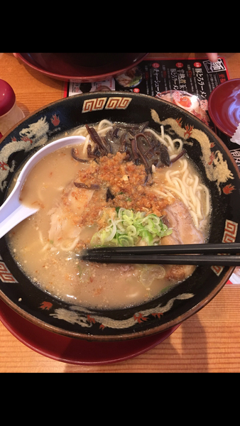 「豚とろラーメン」@鹿児島ラーメン 豚とろ 天文館本店の写真
