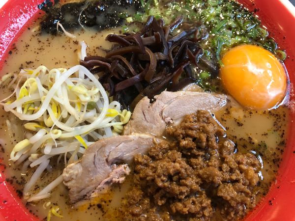 「旨辛そぼろ入りラーメン」@黒亭 本店の写真