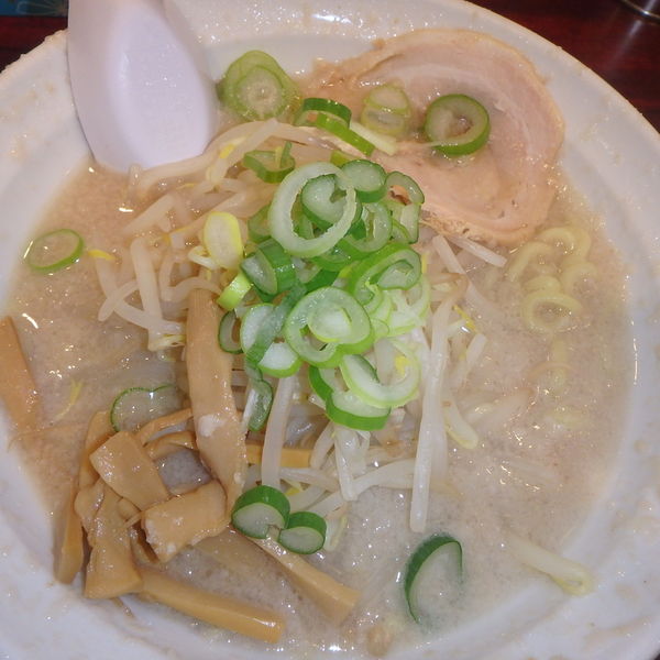 「醤油らーめん(730円)(ギタギタ)」@こってりらーめん なりたけ TOKYOの写真