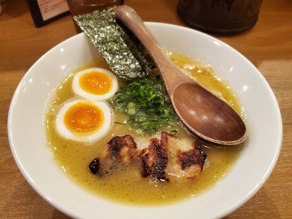 「塩玉ラーメン　ぽてり900円」@鶏ポタラーメン THANK お茶の水の写真