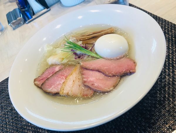 「特製中華蕎麦 塩」@宍道湖しじみ中華蕎麦 琥珀 東京本店の写真