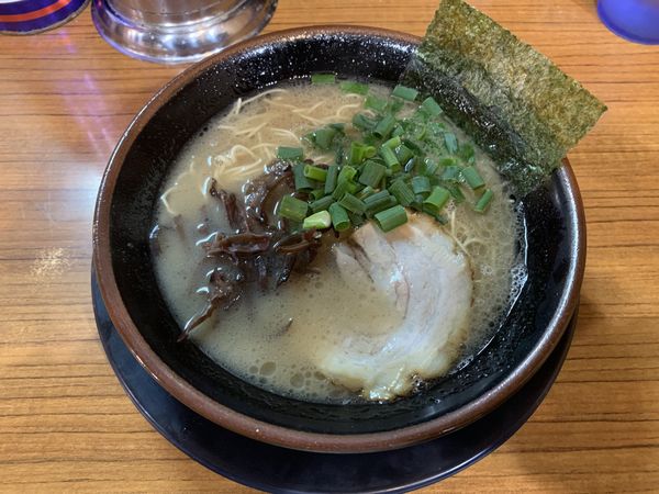 「ラーメン 750円」@博多長浜らーめん ぼたんの写真