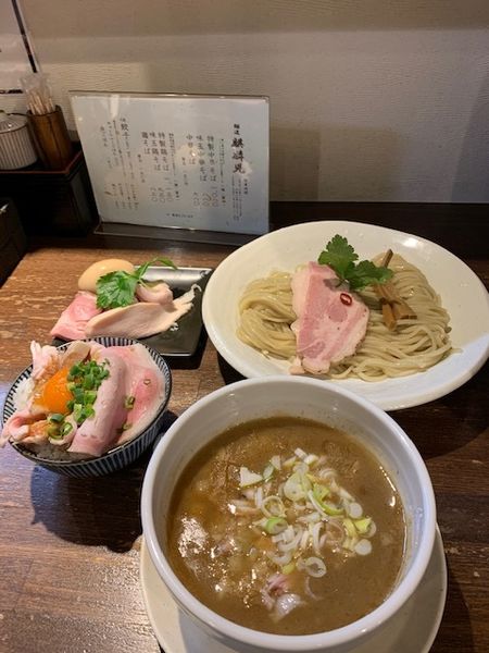 「特製濃厚鶏絞りつけそば+チャーシュー丼」@麺道 麒麟児の写真