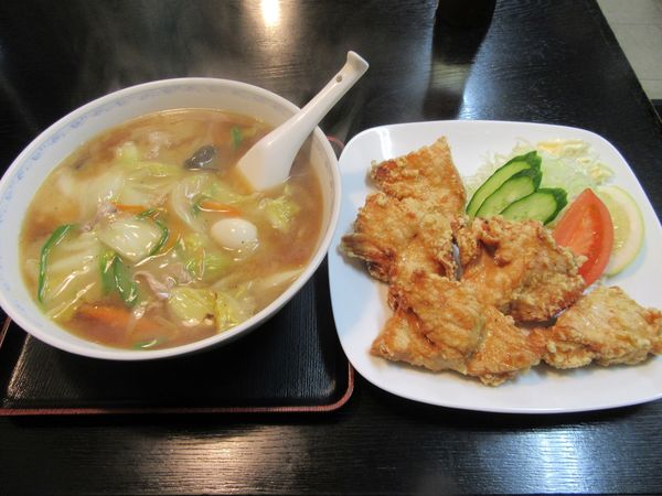 「広東めん（７７０円）＋からあげ７８０円」@らーめん屋の写真