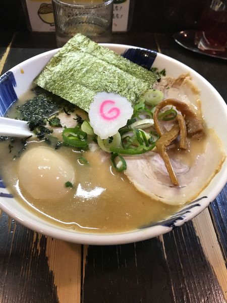 「豚骨醤油特製ラーメン」@とんこつらーめん 頑々坊子の写真