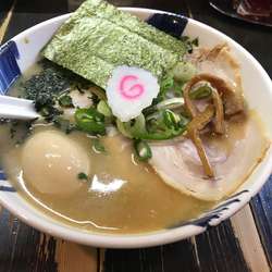 豚骨醤油特製ラーメン