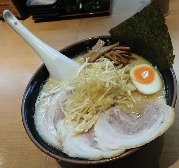 「特製味噌(背脂ガッツリ)」@旨みこってりらーめん 鐵 TETSU 千葉分店の写真