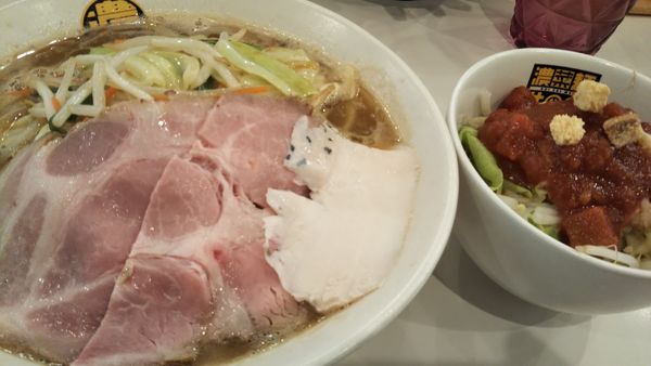 「濃菜麺＋トマトべジ」@濃菜麺 井の庄 荻窪店の写真