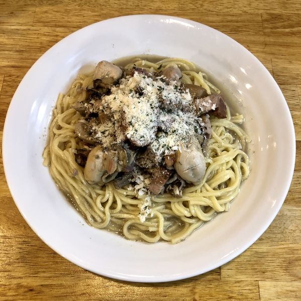 「【限定】カキとキノコのまぜそば ￥880」@寿製麺よしかわ 坂戸店の写真