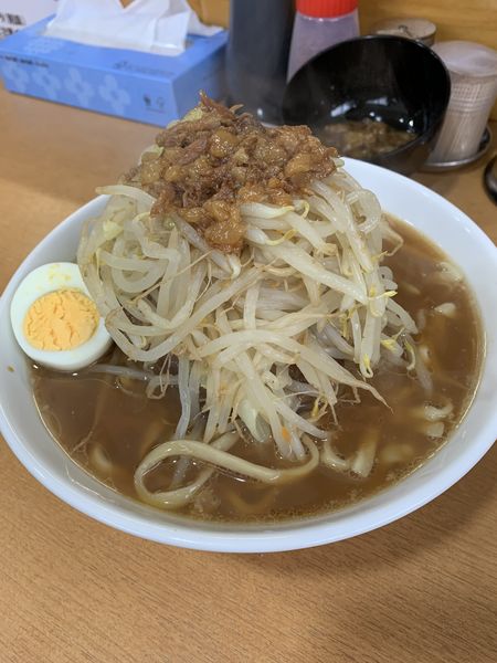 「らーめん850円 野菜マシマシ50円 極旨アブラ50円」@たかふじの写真