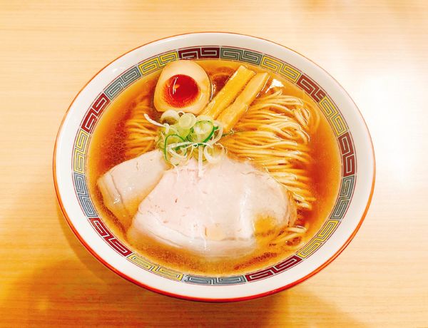 「煮干らーめん」@煮干鰮らーめん 圓 名古屋大須店の写真