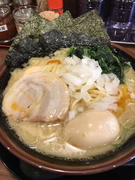 「ガチ盛」@横浜家系ラーメン ガチ家の写真