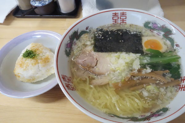「塩ラーメン」@梅公の写真