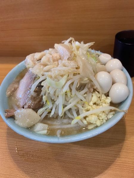 「小ラーメン（ニンニク・アブラ）790円 うずら100円」@ラーメン二郎 八王子野猿街道店2の写真