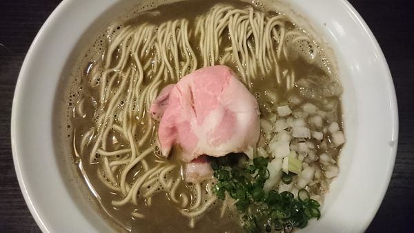 「【限定】濃厚烏賊ワタそば ￥900」@灰汁中華 丿貫 福富町本店の写真