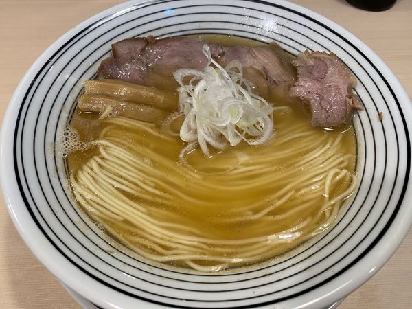 「煮干しらぁめん」@煮干しらぁめん 猫トラ亭の写真