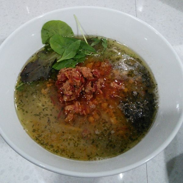 「【限定】イタリアンな担々麺？　１１００円」@ラーメン星印の写真