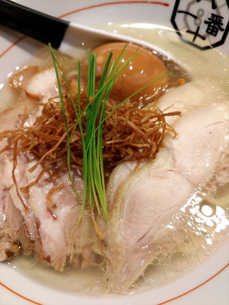 「特製うま味塩そば」@81番の写真