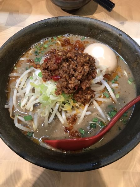 「台湾にぼしらーめん(味玉入り)」@にぼしらーめん88の写真