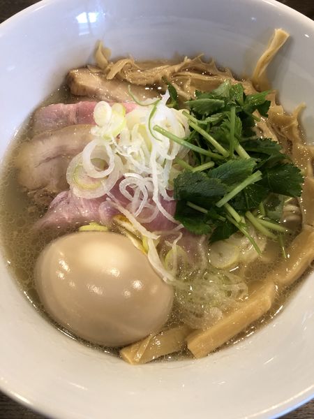 「特製塩煮干」@らーめん楓の写真