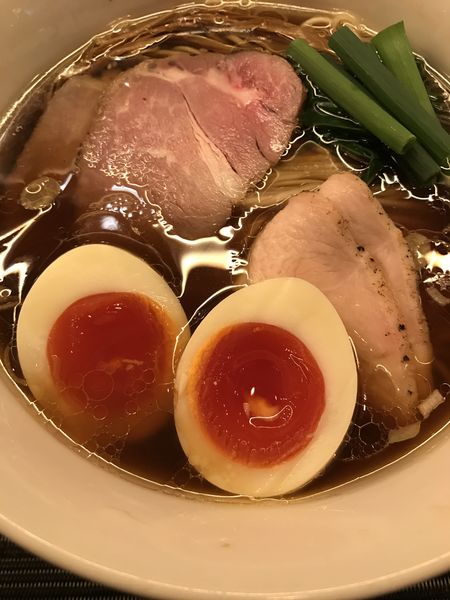 「醤油らぁめん＋味玉西京漬け」@MENSHOの写真