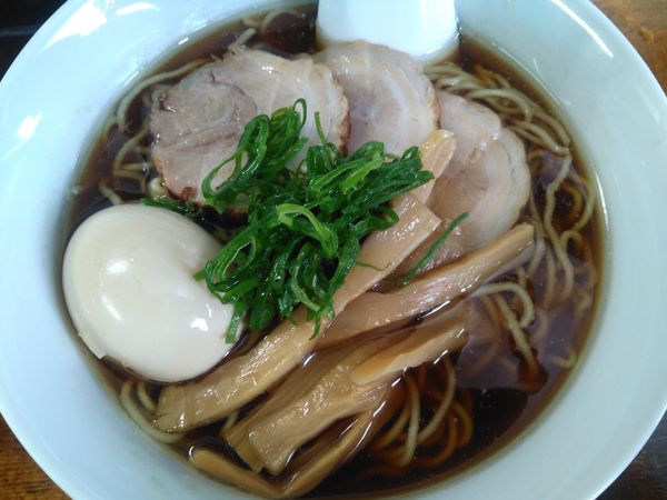 「白トリュフ香るシャンピニオン出汁のラーメン¥850」@epilogue08の写真