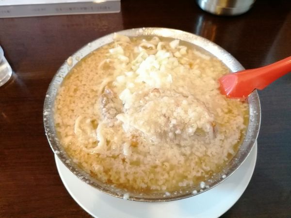 「中華そば　大盛り　大脂　玉ねぎ」@成龍の写真