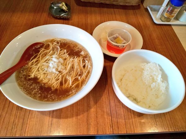 「かけラーメン+納豆ご飯 450円」@麺＆cafe Coi.Coi.の写真