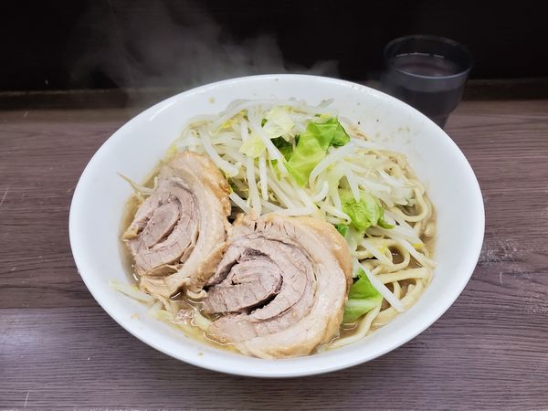 「大ラーメン(豚2枚) 830円」@ラーメン二郎 横浜関内店の写真