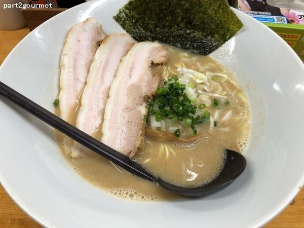 「鶏白湯 正油 チャーシュー (1,100円)」@拉麺家 G‐menの写真