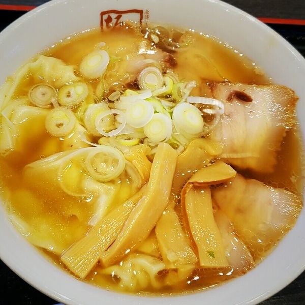 「喜多方わんたんラーメン ８８０円」@喜多方ラーメン坂内 石岡店の写真