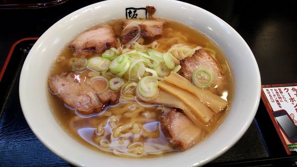 「喜多方ラーメン大盛(830円)」@喜多方ラーメン 坂内 四谷店の写真