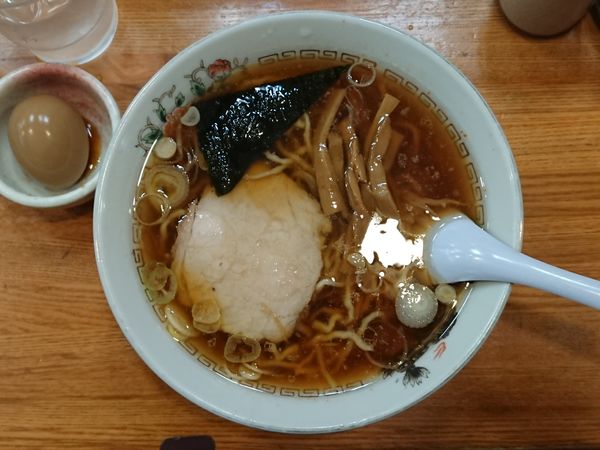 「中華そば＋味付玉子」@春木屋 荻窪本店の写真