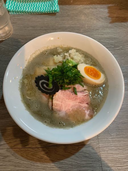 「コイニボメンTPチョイ盛りTP和え玉(煮干し)」@ニボシラァメン コハクの写真