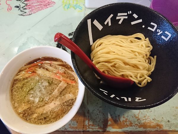 「魚貝豚つけ麺スパイシー(800円)」@ハイデン.コッコFACTORYサマンサ・タマサの写真