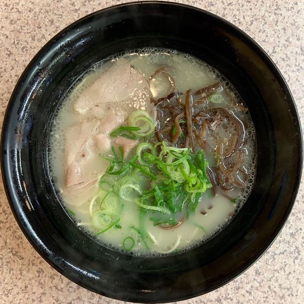 「博多ラーメン (290円) きくらげ (50円)」@博多ラーメン はかたや 太宰府店の写真