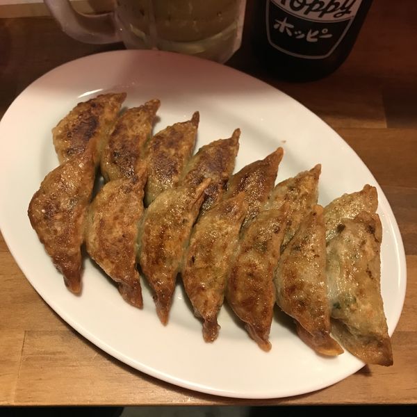 「焼餃子（にんにく有）」@めぐろの安兵衛の写真