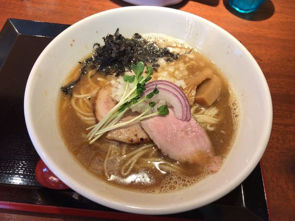 「煮干し中華そば」@中華そば 蓮の華の写真