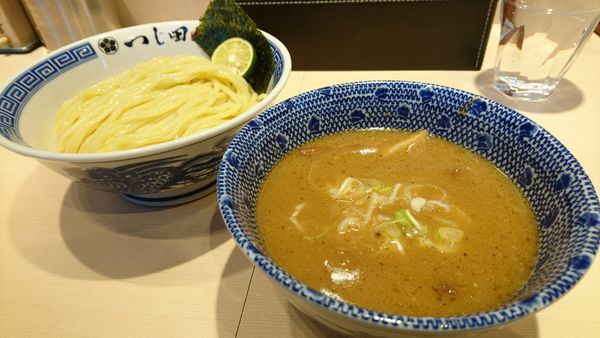 「【昼】濃厚つけ麺」@つじ田 渋谷フクラス店の写真